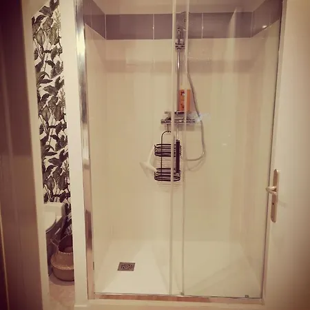 Cosy Renove Au Pied De La Cathedrale Avec Climatisation